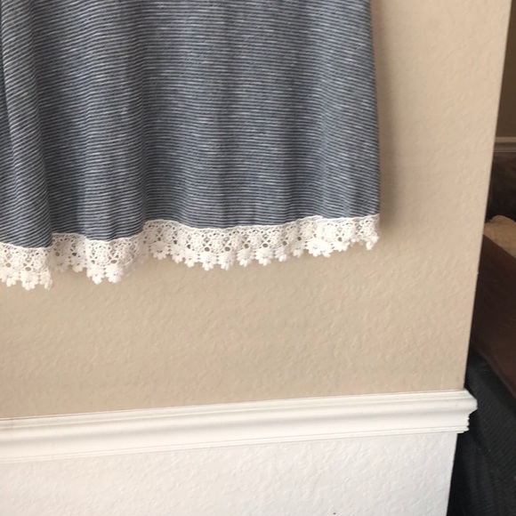 Tank top - Picture 2 of 2